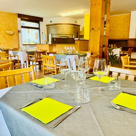 Bike & Bikers Hotel Restaurant Ampezzo Exteriör bild