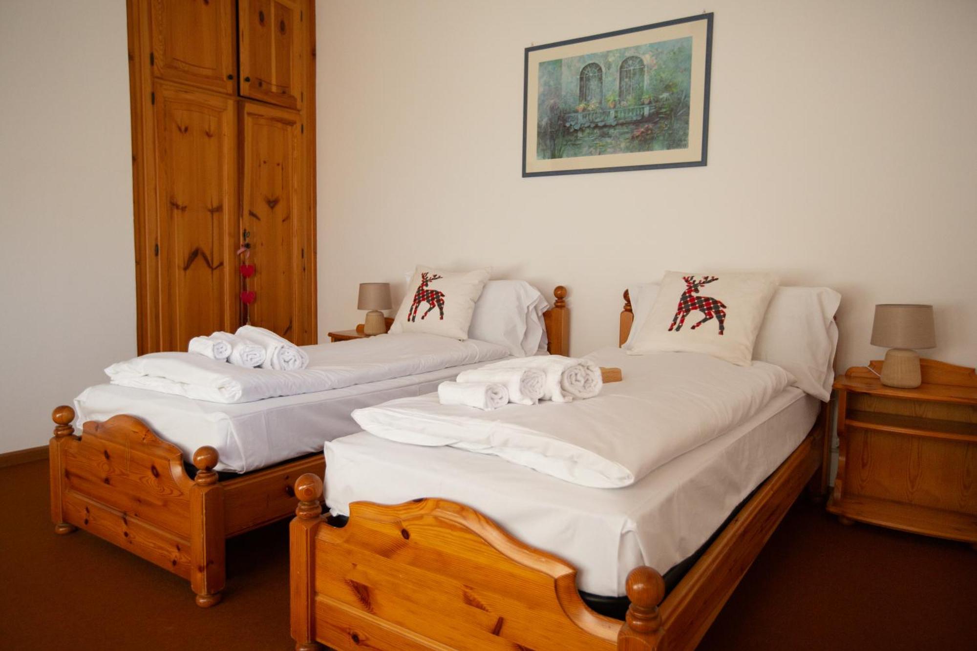 Bike & Bikers Hotel Restaurant Ampezzo Exteriör bild