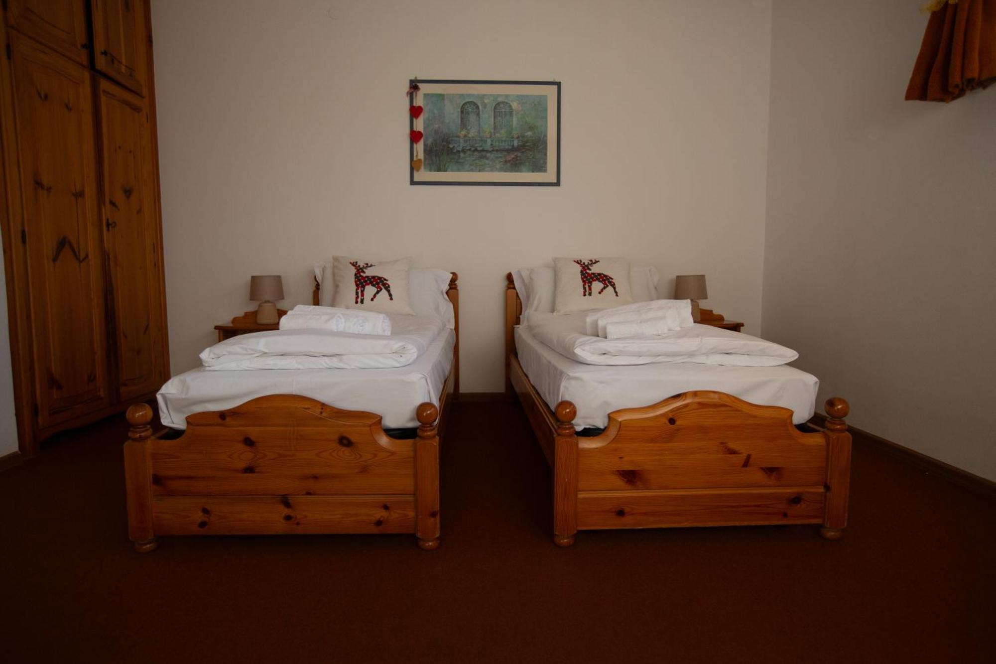Bike & Bikers Hotel Restaurant Ampezzo Exteriör bild